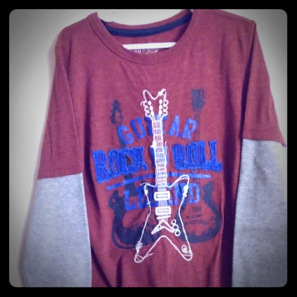 Boy's long sleeve shirt